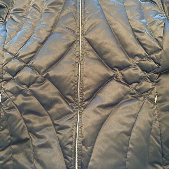 A.N.A~ Women’s Hooded Warm Quilted Down/ Puffer Winter Jacket Detachable Hood XL - Picture 3 of 11